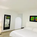 Apartahotel Bahia Tropical